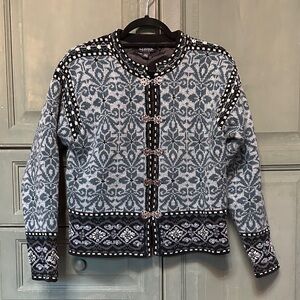 Icelandic Design Scandinavian Cardigan